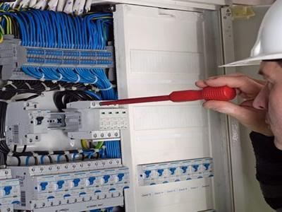 Вакансия для электрика в Литве